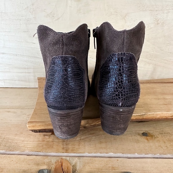 Marc Fisher Stefano Western Cowboy Ankle Boots 8 Brown - Picture 2 of 8